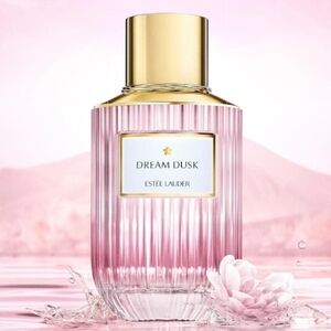 Estee Lauder Dream Dusk with Gold Accents